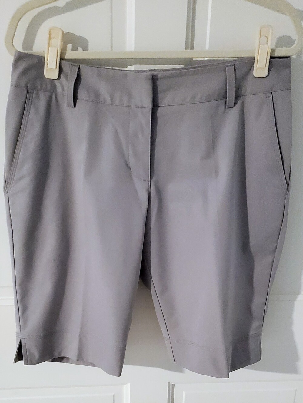 Adidas Women's Light Gray Clima Lite Performance Shorts Size 8